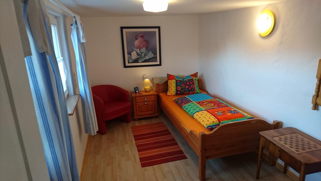 Ferienhaus Vom Bahratal Hausen  Bagian luar foto