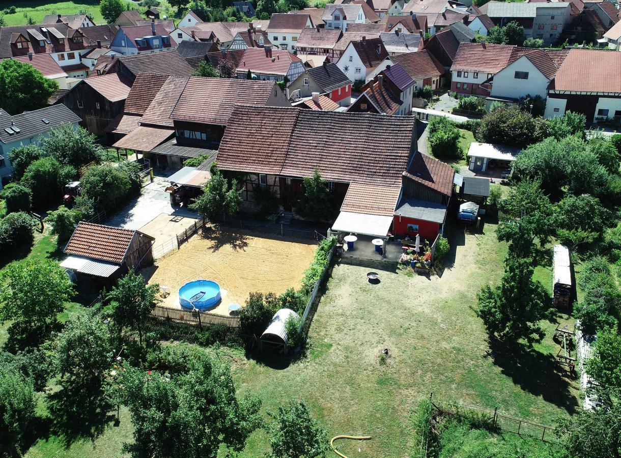 Ferienhaus Vom Bahratal Hausen  Bagian luar foto