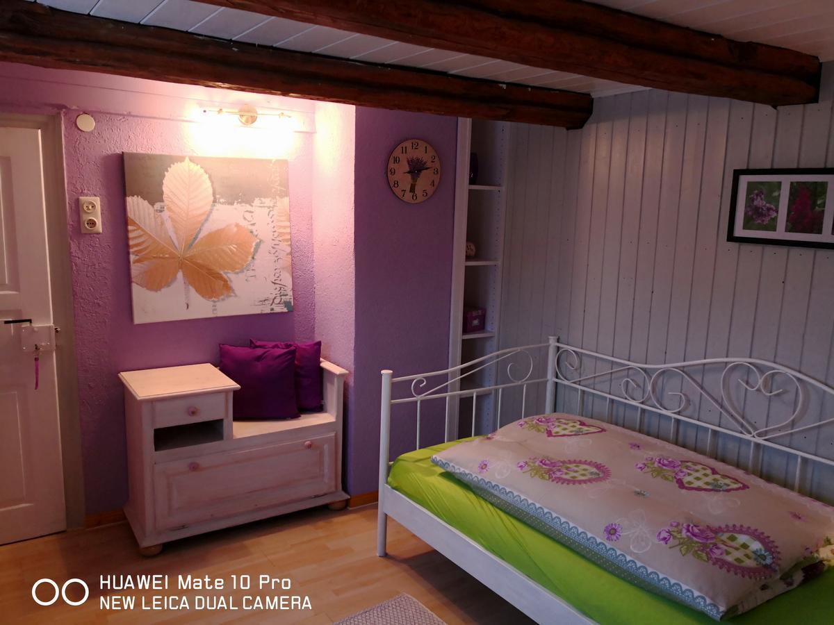 Ferienhaus Vom Bahratal Hausen  Bagian luar foto